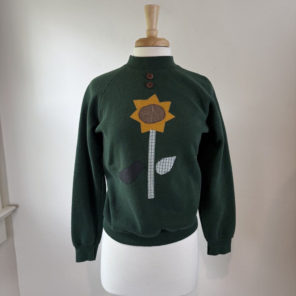 Vintage Fruit Loom Mock Neck Sunflower Bird Applique Embroidered Sweatshirt, M